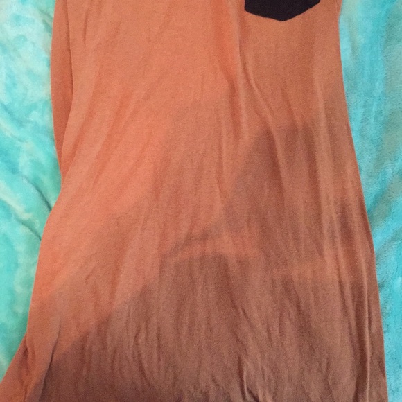 Tan T-shirt dress - Picture 2 of 3